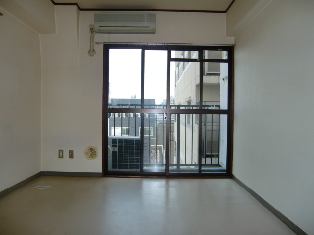 ライオンズマンション六甲道の居間・リビング