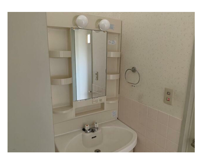 知立市来迎寺町貸事務所倉庫の設備