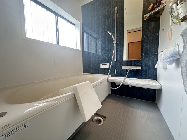 松田町寄 リフォーム物件 緑豊かな景観、田舎暮らしやセカンドハウスにピッタリの一押し物件！の浴室