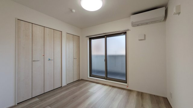 【寝室】