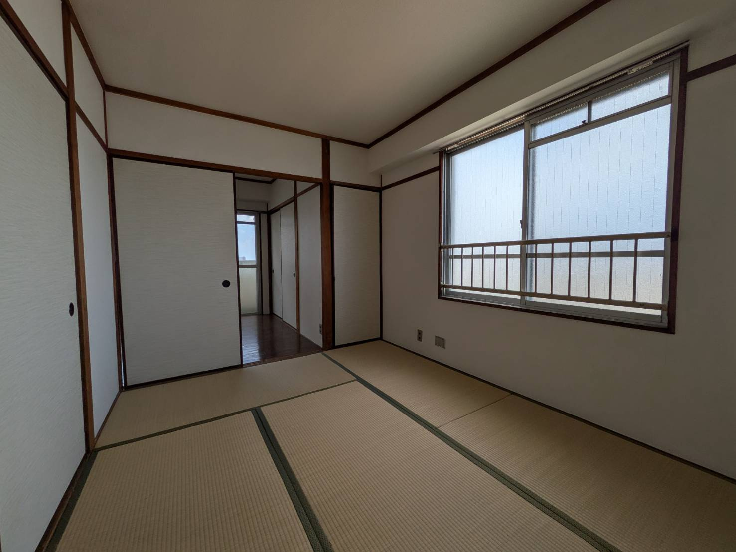 近藤ビルの和室