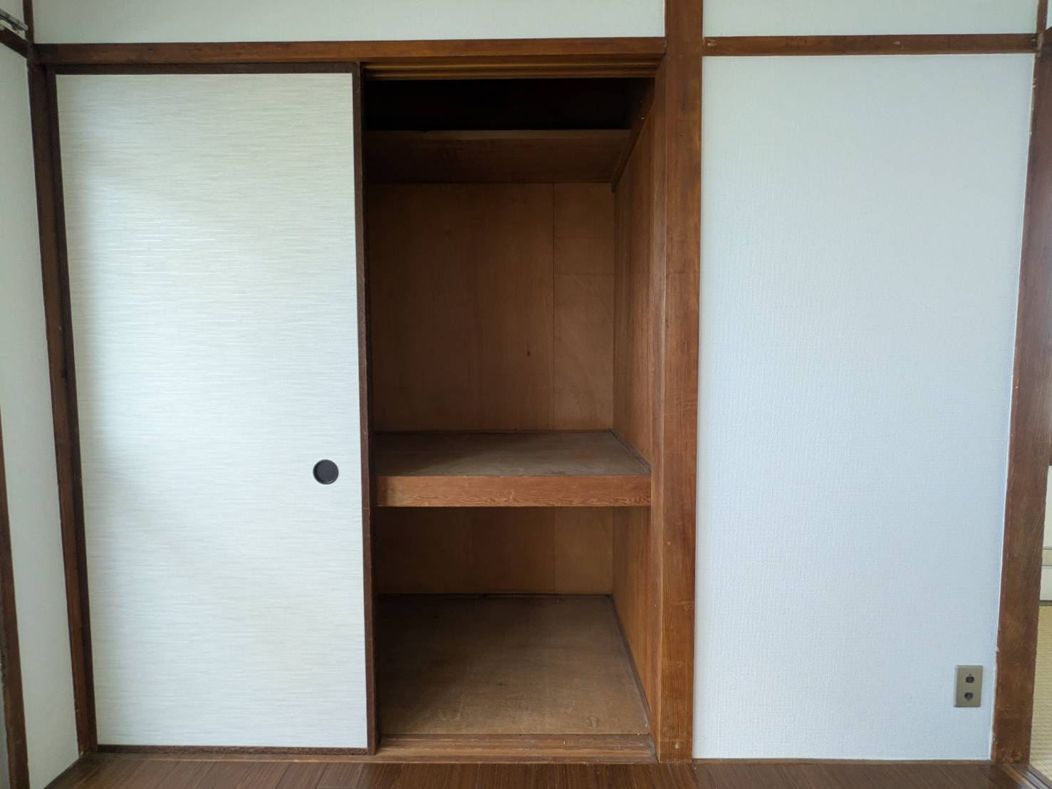 近藤ビルの収納