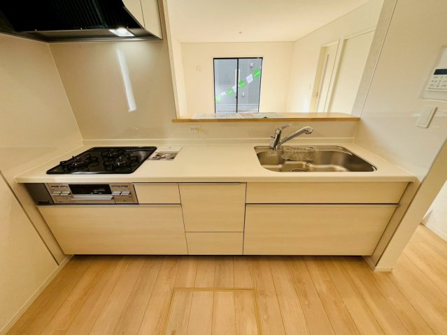 【Cradle Garden】　野田市尾崎　第１８　全3邸の前面道路含む現地写真|〇前面道路〇
南側3.3m～3.4m
閑静な住宅街です。
2025年9月撮影