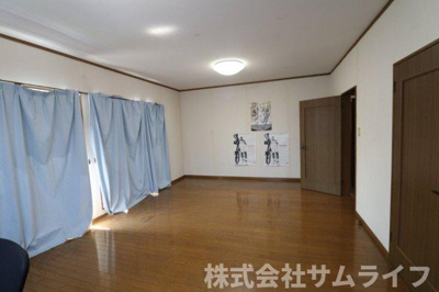 【居間・リビング】 | 伊岐須中古住宅