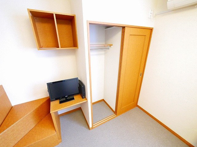 レオパレス城ノ内の収納|大きなものも収納できそうです