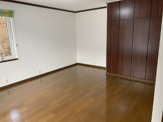 網走市字二ツ岩１８番地１７、１８番地４８　中古売家 外土地１筆　の洋室