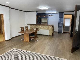 網走市字二ツ岩１８番地１７、１８番地４８　中古売家 外土地１筆　の居間・リビング
