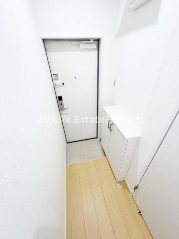 ストーンズ久米川の玄関