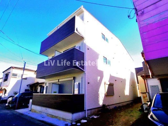 ストーンズ久米川の外観