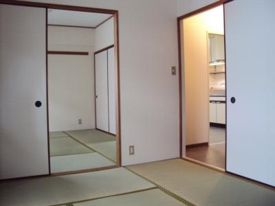 エクレール高辻の内装|和室