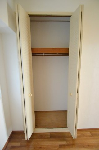 広島市中区上幟町の賃貸マンションの収納