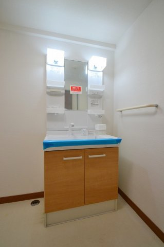 広島市中区上幟町の賃貸マンションの洗面所