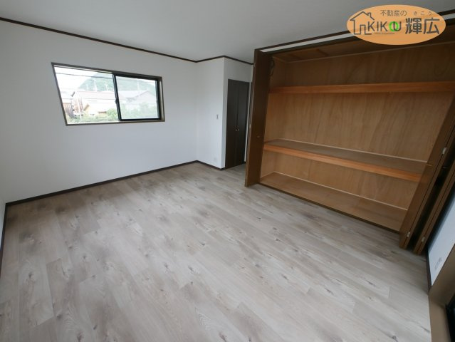 【洋室】 | 姫路市飾磨区阿成中垣内　中古戸建