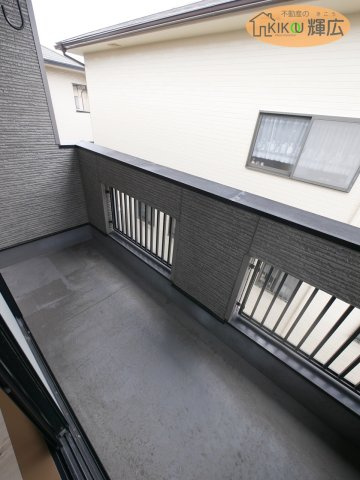 【バルコニー】 | 姫路市飾磨区阿成中垣内　中古戸建