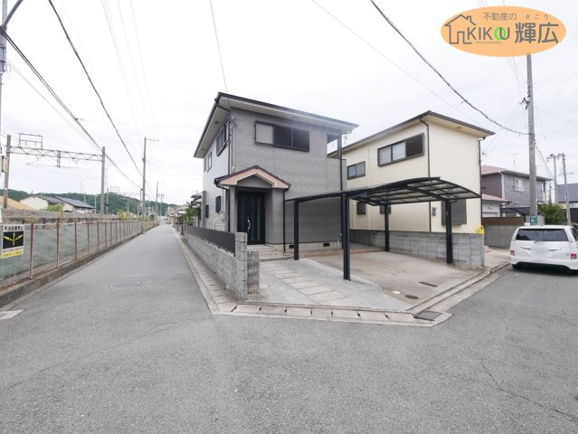 【前面道路含む現地写真】 | 姫路市飾磨区阿成中垣内　中古戸建