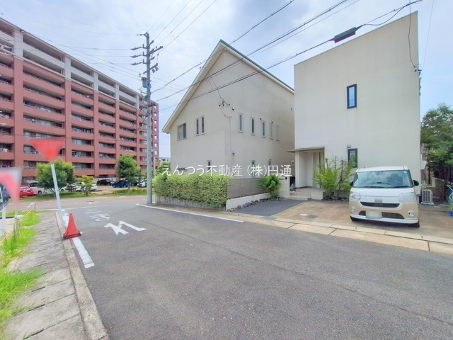 名東区石が根町の前面道路含む現地写真