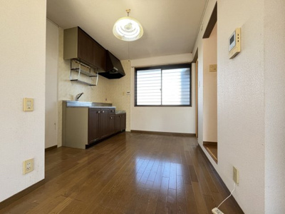 【居間・リビング】 | クローバーハイツ