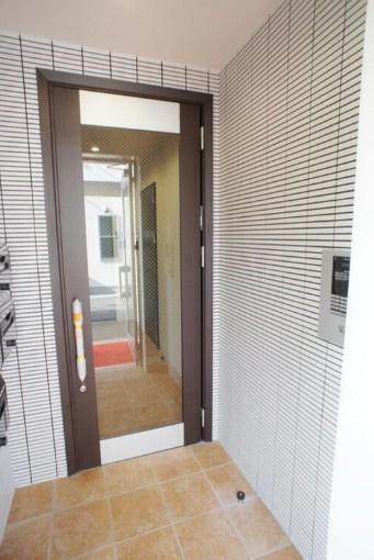 ラ・ベルヴィ桜台のエントランス