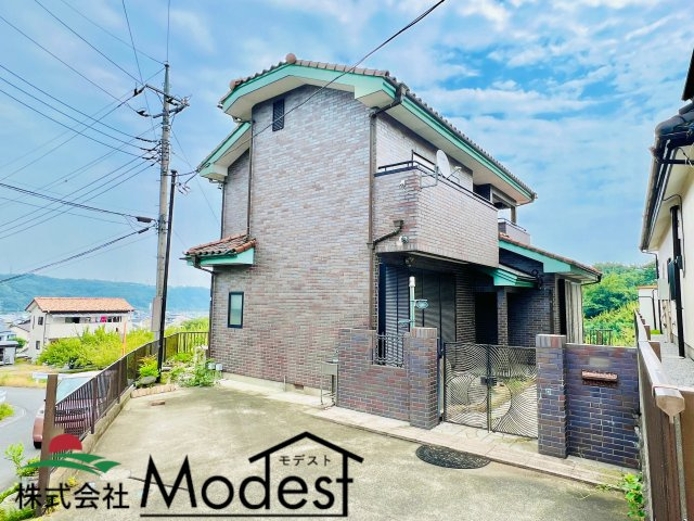 高崎市上里見町の外観|年中無休で平日の仕事終わり夜２０時まで受付可能です。
事前のご予約がオススメです。お気軽にお問い合わせください