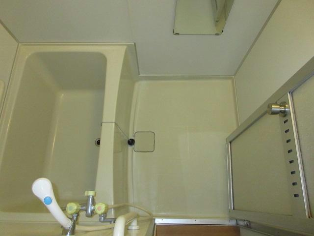 ARM-12の浴室