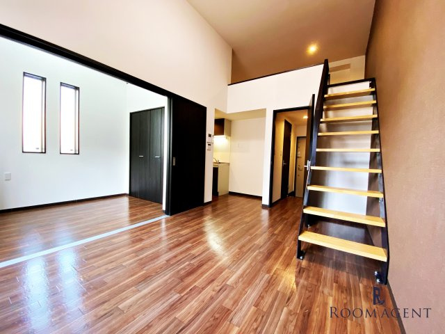 Creo中村公園伍番館の居間・リビング