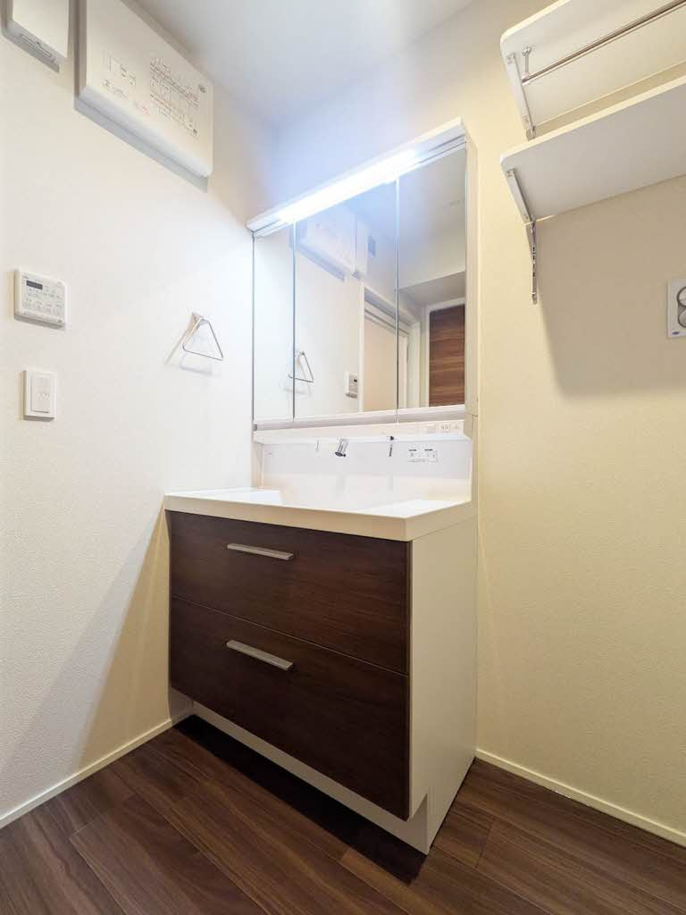 グランメゾン天神の独立洗面台