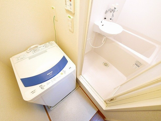 レオパレススナッグ　ビラの設備|洗濯機が付いてます