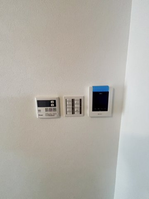 【防犯設備】 | 新森小路コーポ | 来客時に姿を確認できるモニタ付きのインターホンが完備。