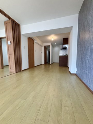 【居間・リビング】 | 新森小路コーポ | LDK（約14.3帖）