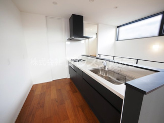 【キッチン】 | 現地写真（キッチン）人気の対面キッチン♪食器洗い乾燥機＆浄水器を標準装備！