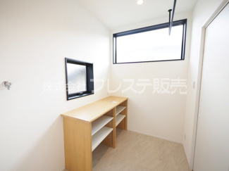 【ランドリースペース】 | 現地写真（脱衣＆ランドリー）