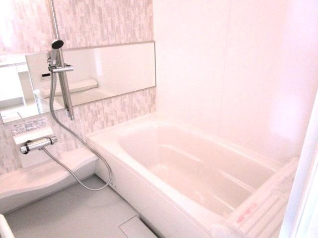 ソラーレの浴室