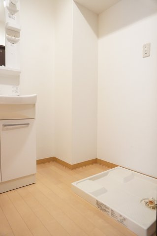 熊本市東区月出２丁目の賃貸マンションの洗面所