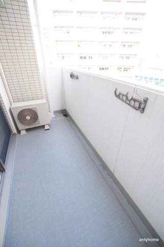 レオンコンフォート新梅田　仲介手数料無料のバルコニー