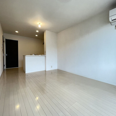 【居間・リビング】 | クラヴィエ三萩野Ｇ | 即日案内可能です♪現地待ち合わせOK！どの物件でも当社でお得にご案内できますのでまとめて内覧ください♪