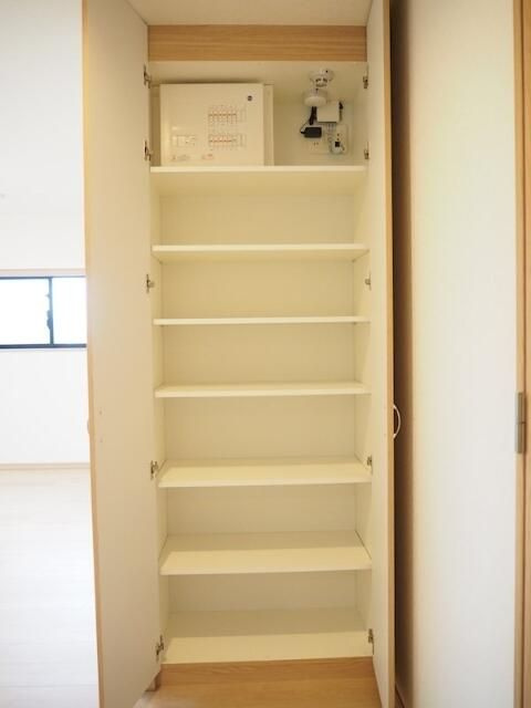 ルーブル東十条の収納