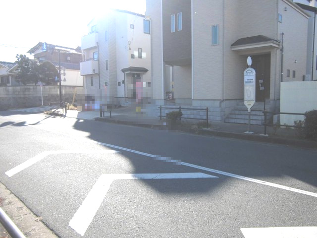 【前面道路含む現地写真】 | 板橋区徳丸5丁目新築戸建全10棟。最終1棟。 | 前面道路含む現地写真です