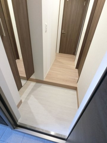 シャイングレイスの玄関