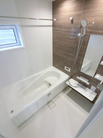 シャイングレイスの浴室