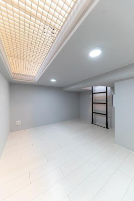 【ロビー】 | ＣＯＣＯＣＵＢＥ北千住 | アンダーロフト 