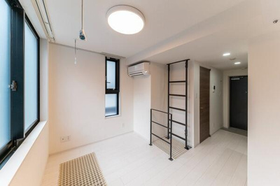 【居間・リビング】 | ＣＯＣＯＣＵＢＥ北千住 |  