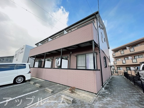 名古屋市守山区吉根１丁目のアパートの外観