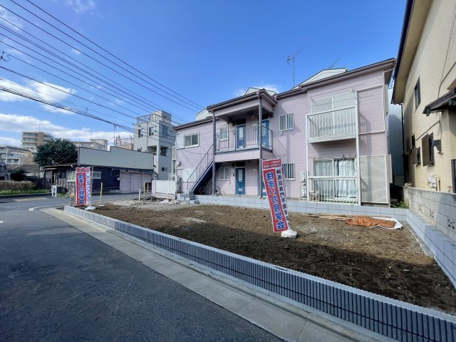 練馬区平和台2丁目　南西角地　建築条件なし　限定1区画の前面道路含む現地写真