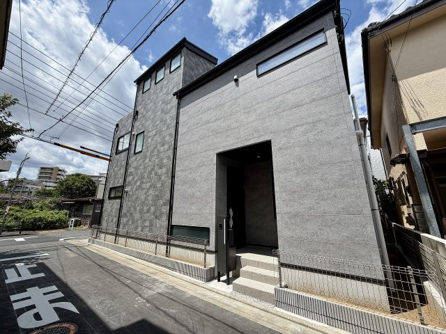 練馬区平和台2丁目　南西角地　新築戸建　限定1棟の外観