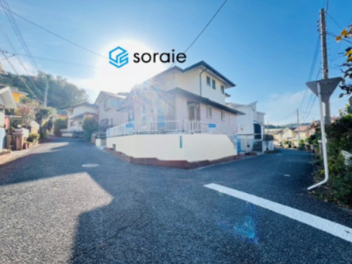 日高市武蔵台6丁目　中古戸建の前面道路含む現地写真|11/7　撮影