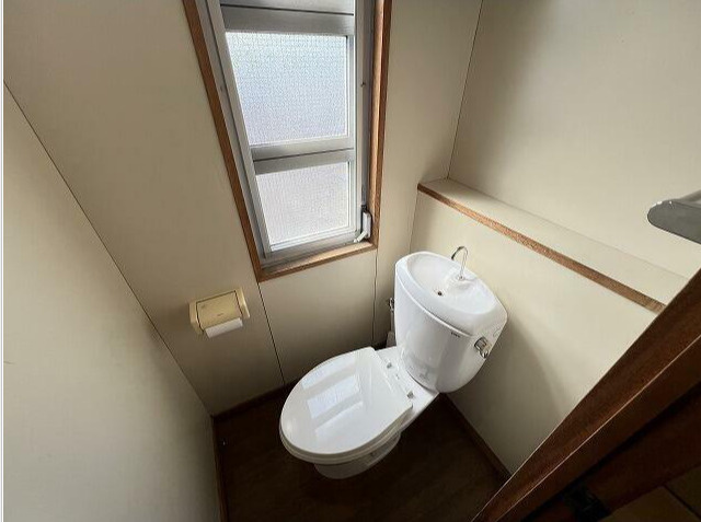 五本木アパートメンツのトイレ