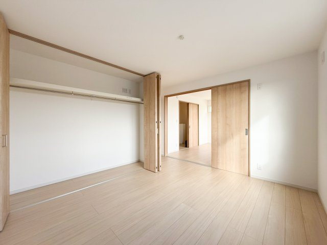 横浜市鶴見区上の宮　2号棟の洋室|使い勝手のいい洋室です