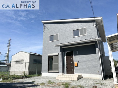 【外観】 | 姫路市飾磨区阿成鹿古　一戸建て | 令和7年8月外壁工事済♪駐車3台可能♪※車種による