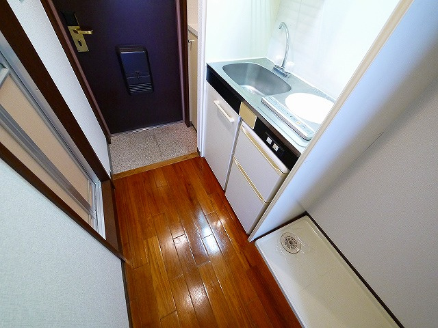 シティパレス富雄北のキッチン|コンパクトなキッチンで掃除もラクラク