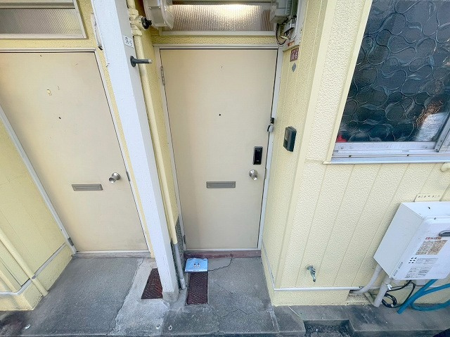 JS豊中Ａ棟のエントランス